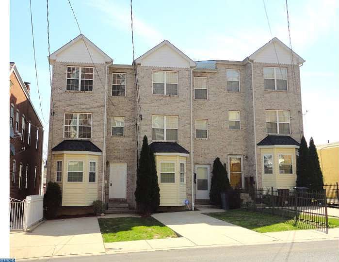 1st image of 802 S Franklin St