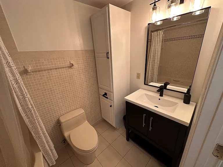 2052 Royal Fern Ct #2B — Photo 16
