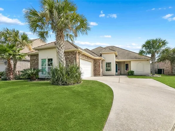 612 Lakeshore Village Dr, Slidell, LA 70461