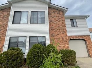 112 Clinton Hill Dr, Belleville, IL 62226