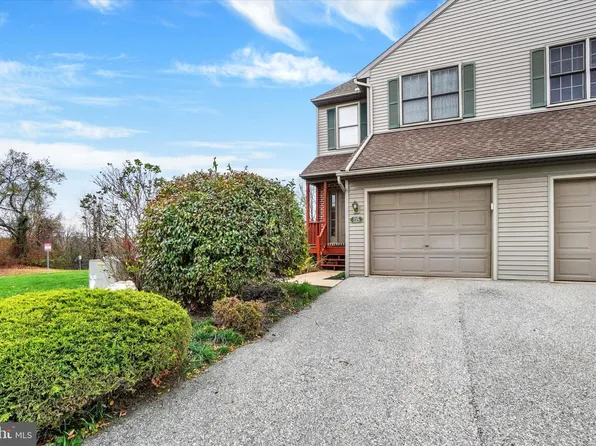 115 Oak Ridge Ln #115, Dallastown, PA 17313