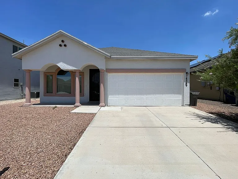 14849 Tierra Escape Ave — Photo 1