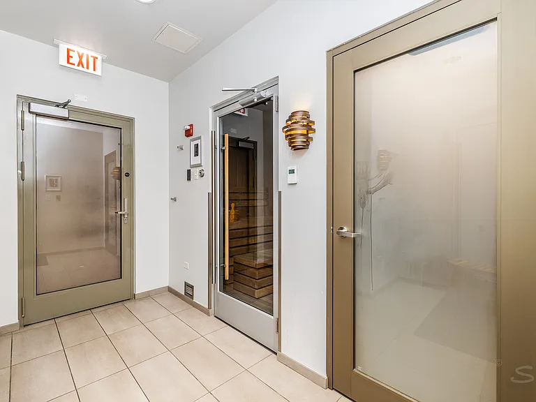 21 E Huron St #1207 — Photo 38