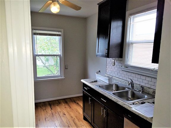 3rd image of 680 Highland St