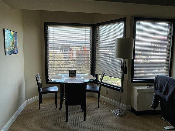 Beautiful view to have your meals with.