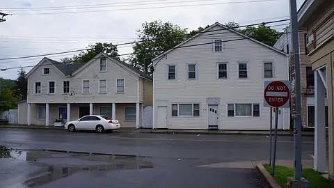 2nd image of 4881 State Highway 52