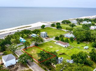 1530 Collins St, Biloxi, MS 39530