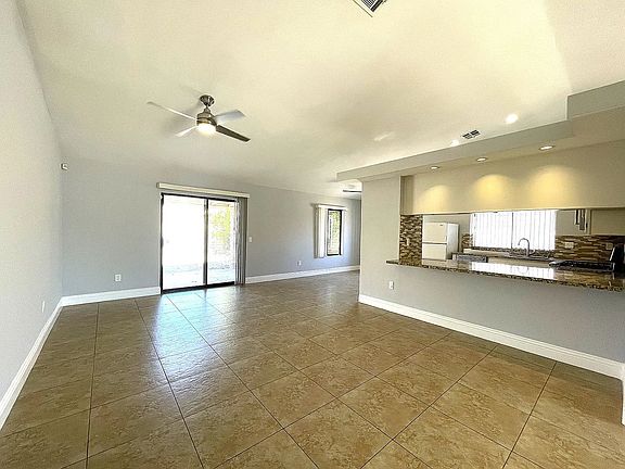 4th image of 31575 San Eljay Ave