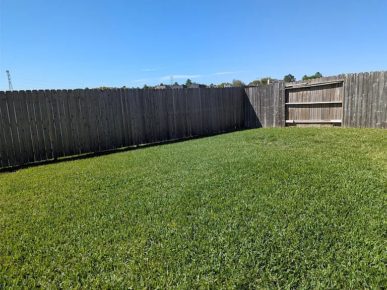 5618 Savannah Woods Ln — Photo 49