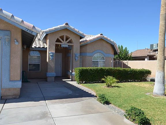 2nd image of 1358 E San Luis Ln