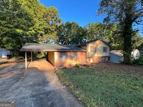 6653 Bedford Rd, Rex, GA 30273