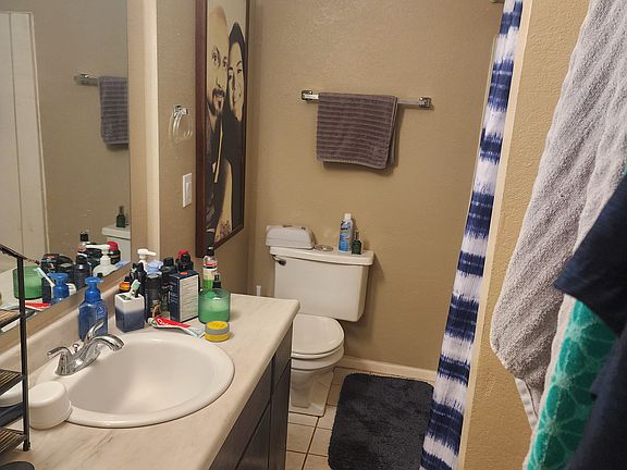 5th image of 1030 E Quail Vista Ct APT H