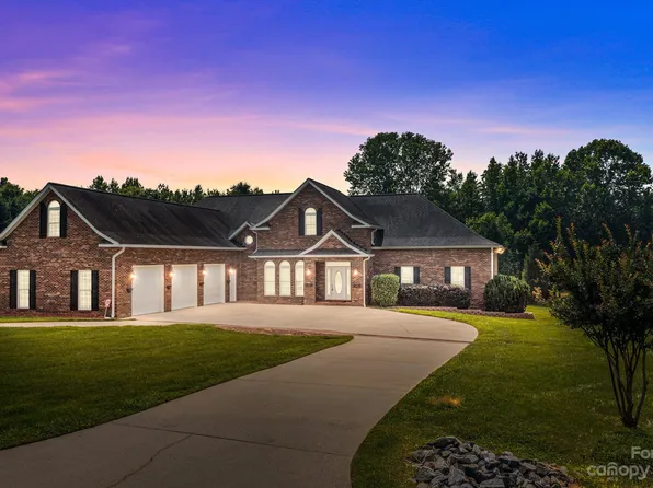 420 Steeplechase Trl, Salisbury, NC 28144