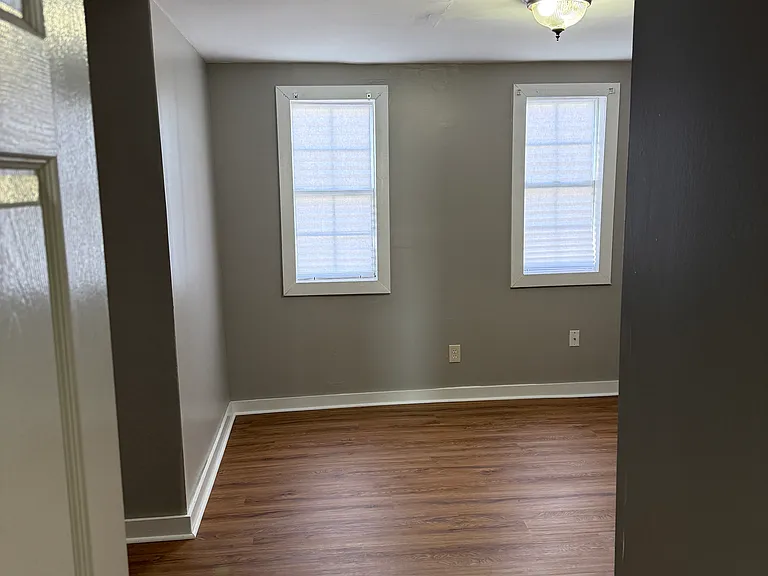 1662 Darley Ave — Photo 15