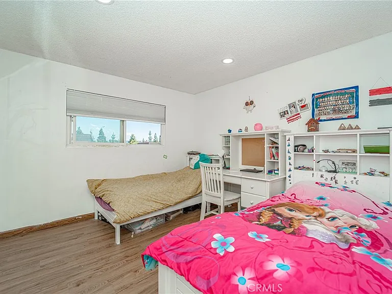 11321 Hart Way — Photo 27