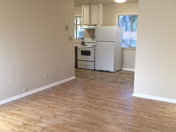 2nd image of 330 West Ave #B