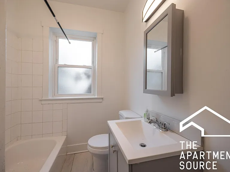 4652 W Palmer St #1 — Photo 5