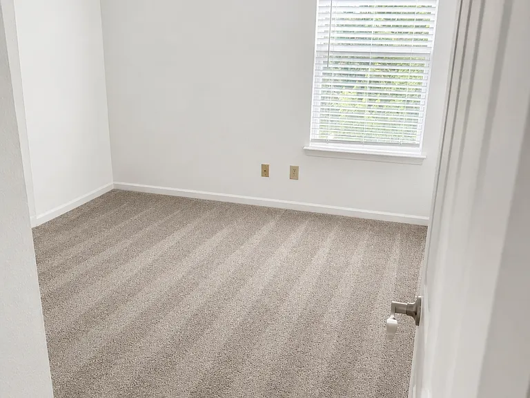 12754 Crescent Dr — Photo 22