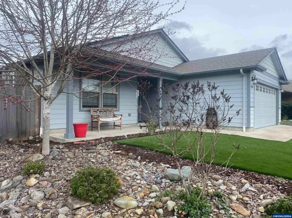 1278 40th Ave, Sweet Home, OR 97386