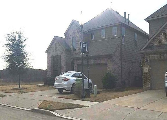 2nd image of 3422 Bluewater Dr