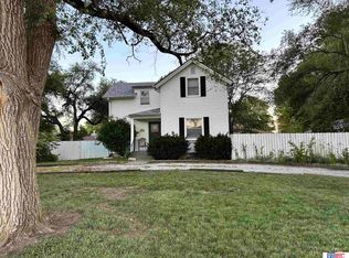 5625 Pioneers Blvd, Lincoln, NE 68506