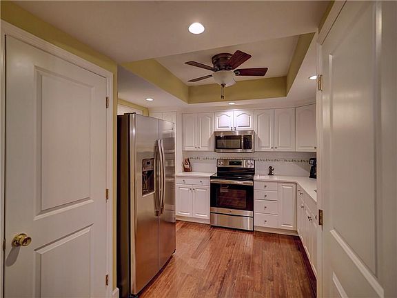 4th image of 5601 Highway A1a APT S302