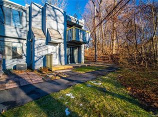 1 Birch Ln UNIT E, New Haven, CT 06513