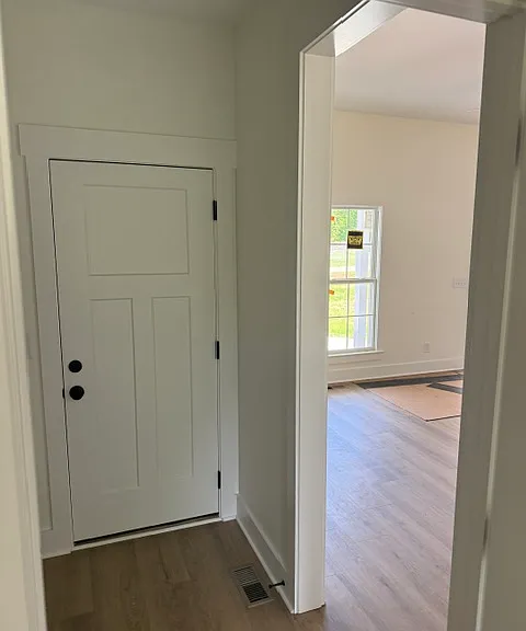 112 Rogers Ave — Photo 10