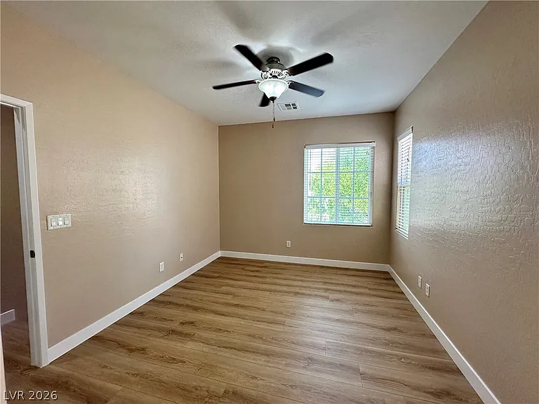 8146 Lake Chippewa St — Photo 28