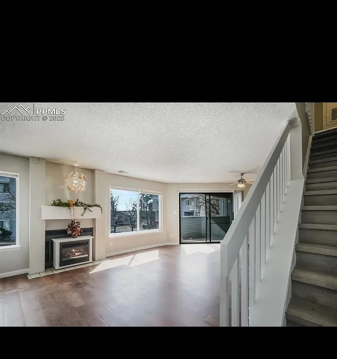 2 bed, 1150 sqft, $1,700 — Photo 3