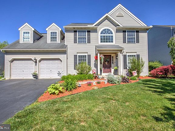 2nd image of 234 Andover Ln
