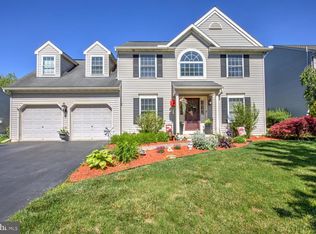 234 Andover Ln, Lititz, PA 17543