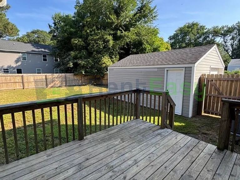 8019 Keene Rd — Photo 31
