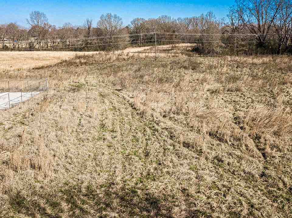2nd image of 0 Stateline Rd
