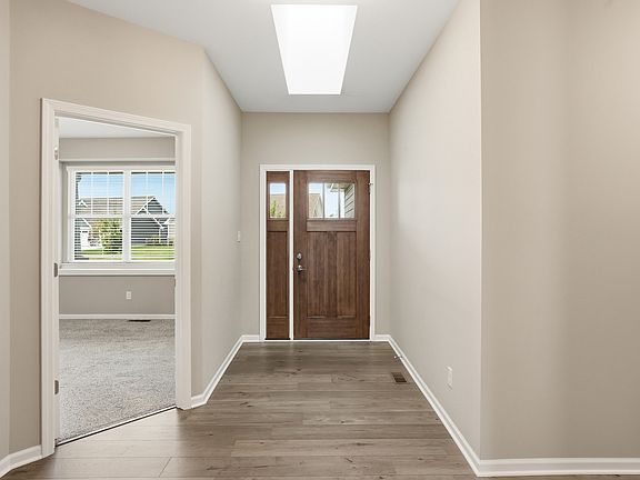 5th image of 10395 Brookhaven Dr