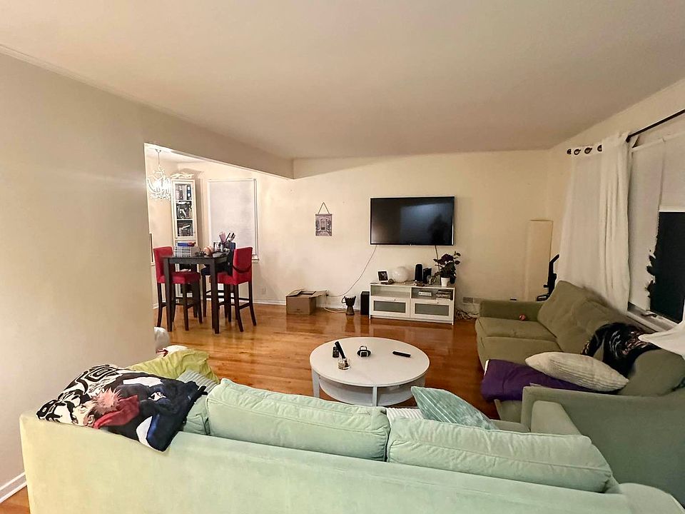 1st image of 157-23 16th Ave #1