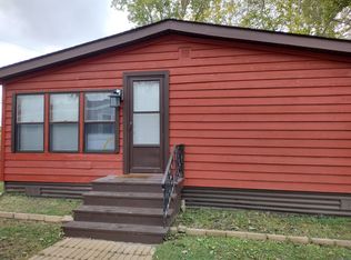 1211 Bobcat Ln, Maplewood, MN 55119