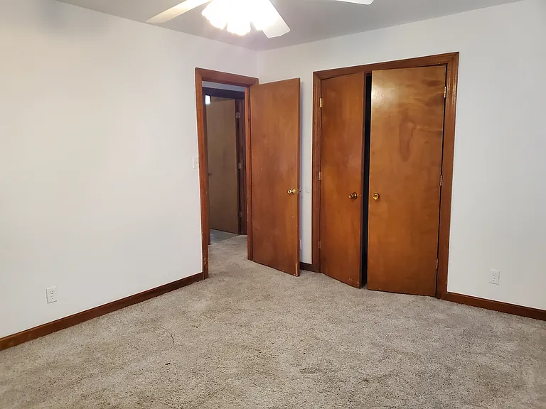 231 Crescent Dr — Photo 12
