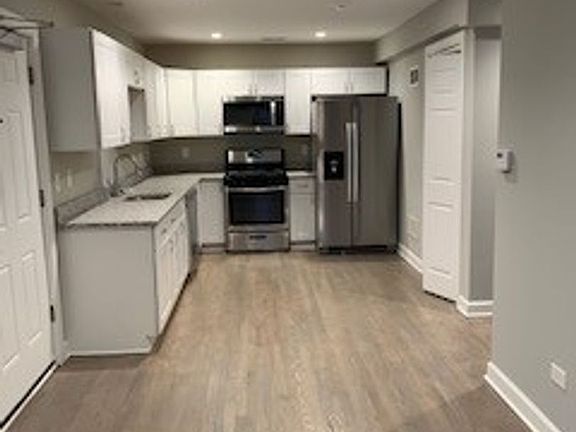 5th image of 206 Main St #A