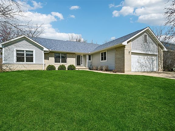 2nd image of 2060 Litchfield Dr