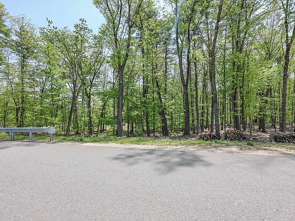3rd image of 44-9 Olympus Way Map 14 Lot 44-9