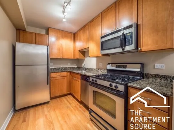 639 W Wrightwood Ave #202, Chicago, IL 60614