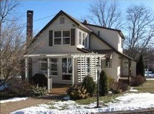 726 Mount Vernon Rd, Southington, CT 06489