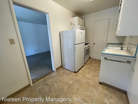 5th image of 1811 N St APT 8