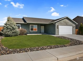 2661 Semolina Loop, East Wenatchee, WA 98802
