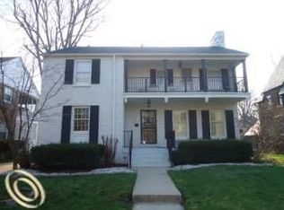 16190 Shaftsbury Ave, Detroit, MI 48219