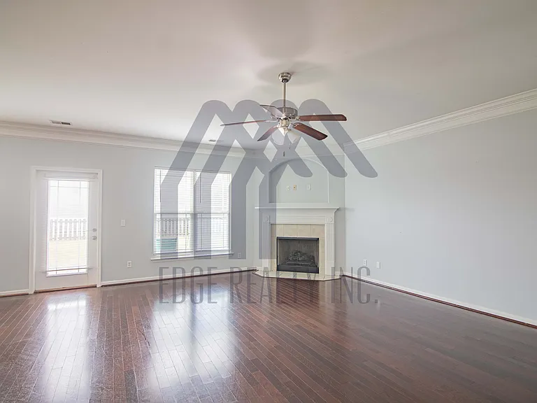 110 Spring Lakes Dr — Photo 8
