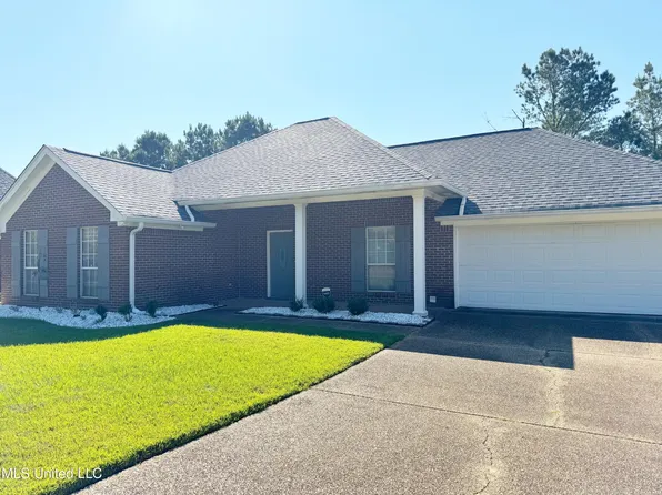 131 Kirkwood Dr, Clinton, MS 39056