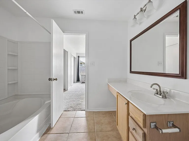 141 Beech Dr — Photo 10