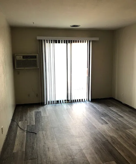 2609 N Prospect Ave #5 — Photo 9